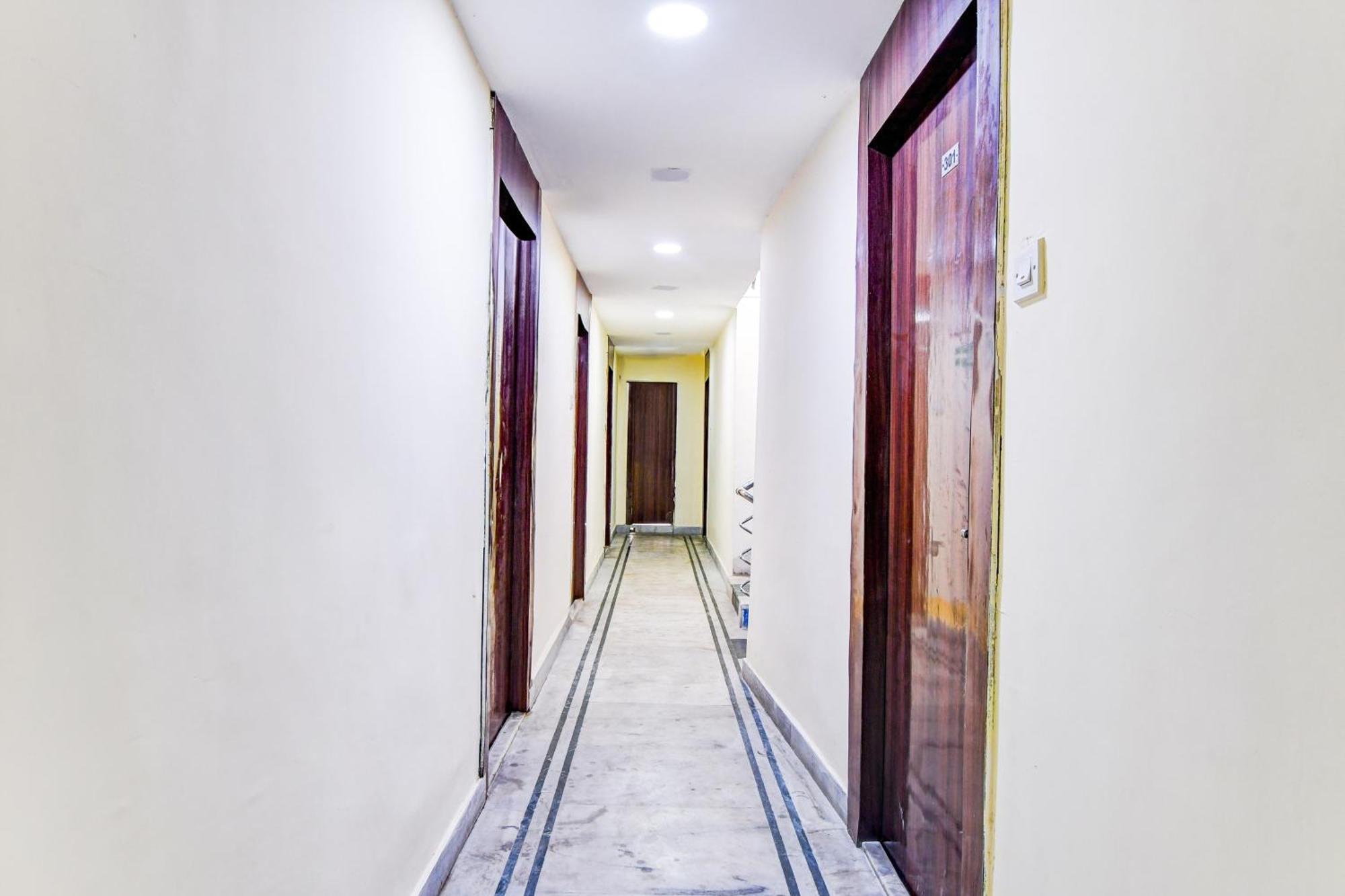 Super Hotel O Tagore Park Ruby Road Calcuta Exterior foto